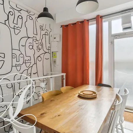 Appartement Milord, F3 A Pere Lachaise Paris